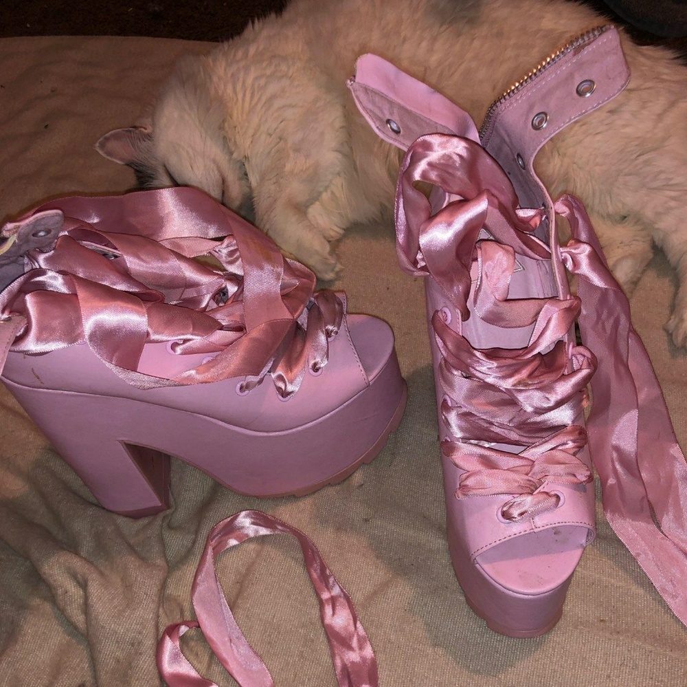 Dolls Kill size 8 pink platform heels for cosplay